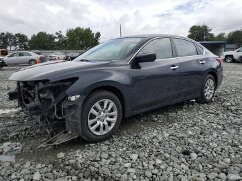  Salvage Nissan Altima