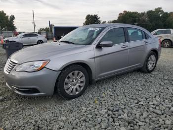  Salvage Chrysler 200