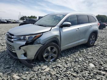  Salvage Toyota Highlander