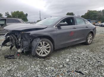  Salvage Chrysler 200