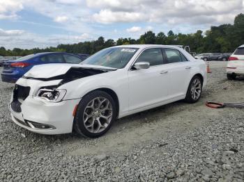  Salvage Chrysler 300