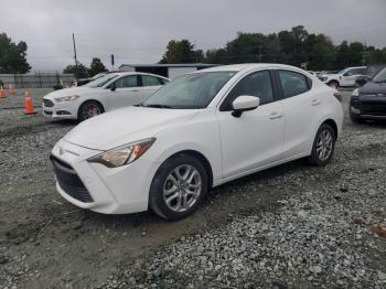  Salvage Toyota Yaris