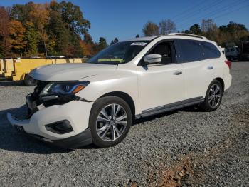  Salvage Nissan Pathfinder