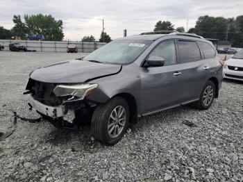  Salvage Nissan Pathfinder