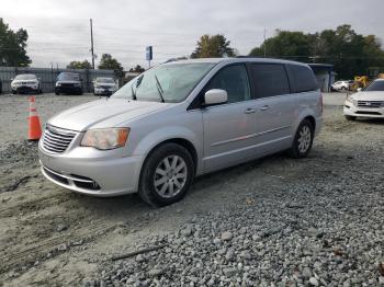  Salvage Chrysler Minivan