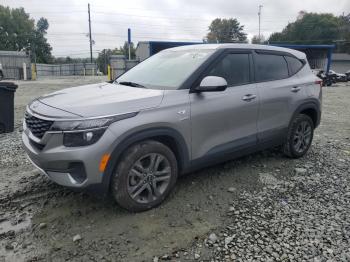  Salvage Kia Seltos