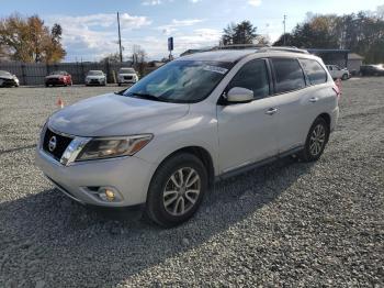  Salvage Nissan Pathfinder