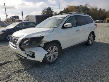  Salvage Nissan Pathfinder