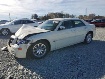  Salvage Chrysler 300