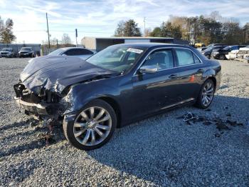  Salvage Chrysler 300