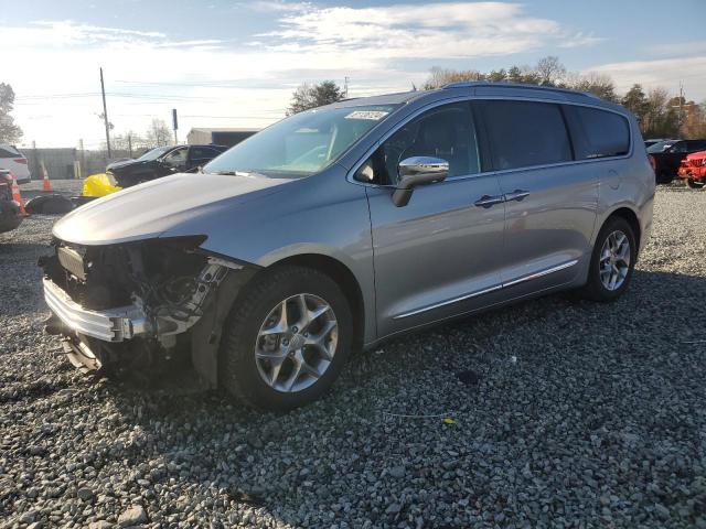  Salvage Chrysler Pacifica