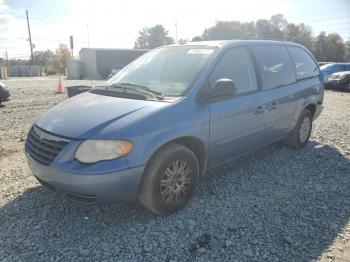  Salvage Chrysler Minivan