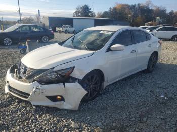  Salvage Nissan Altima