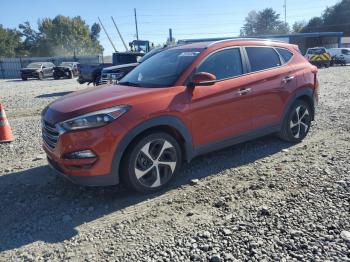  Salvage Hyundai TUCSON