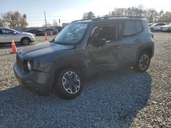  Salvage Jeep Renegade