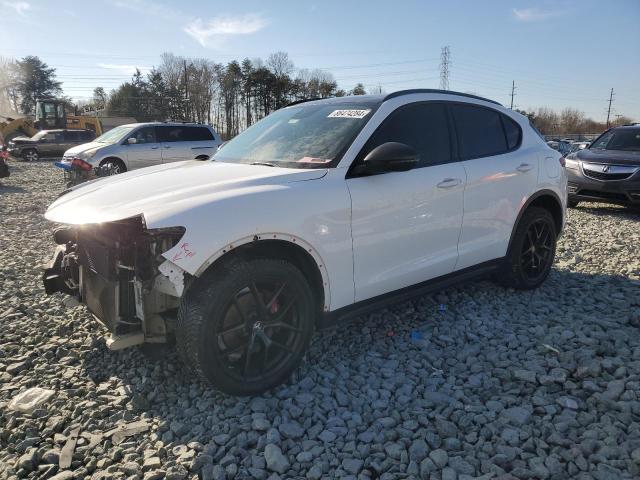  Salvage Alfa Romeo Stelvio