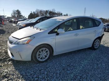  Salvage Toyota Prius