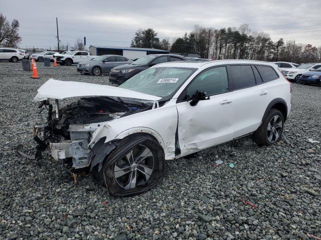  Salvage Volvo V60