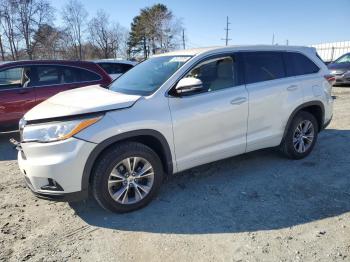  Salvage Toyota Highlander