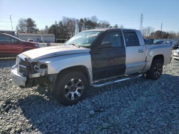  Salvage Dodge Dakota