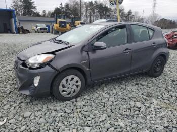  Salvage Toyota Prius