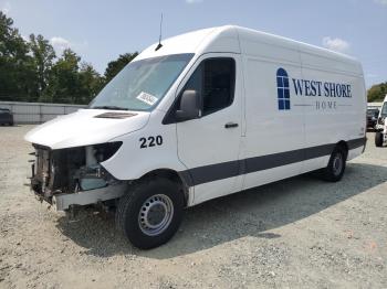  Salvage Mercedes-Benz Sprinter