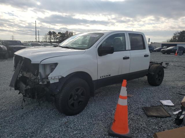  Salvage Nissan Titan