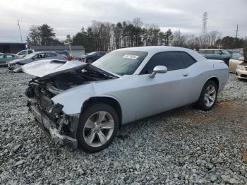  Salvage Dodge Challenger