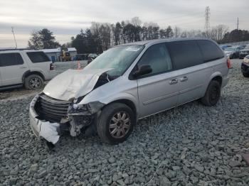  Salvage Chrysler Minivan