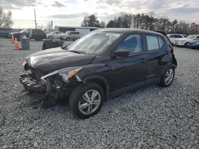  Salvage Nissan Kicks