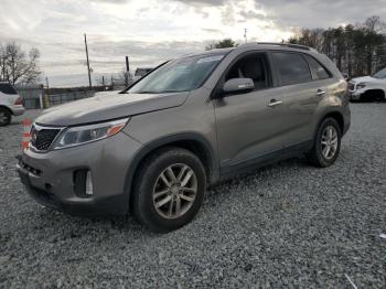  Salvage Kia Sorento