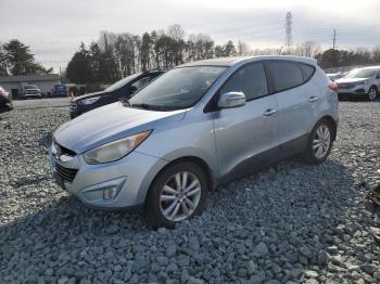  Salvage Hyundai TUCSON