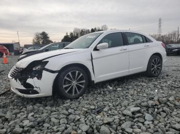  Salvage Chrysler 200