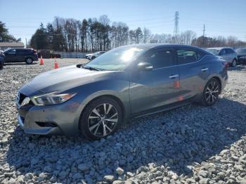  Salvage Nissan Maxima