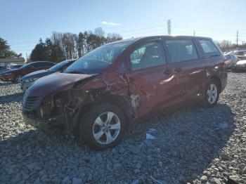  Salvage Toyota Sienna