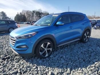  Salvage Hyundai TUCSON