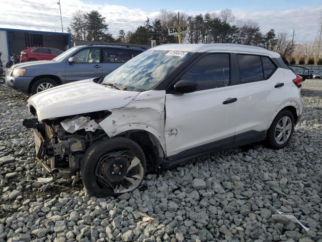  Salvage Nissan Kicks