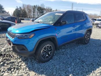  Salvage Jeep Compass