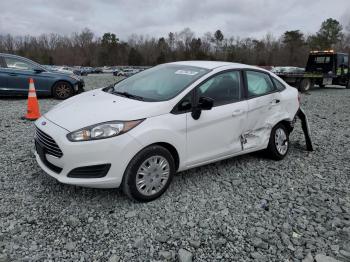  Salvage Ford Fiesta