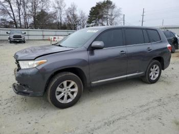  Salvage Toyota Highlander