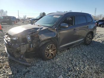  Salvage Mitsubishi Outlander