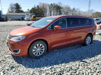  Salvage Chrysler Pacifica