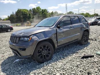  Salvage Jeep Grand Cherokee