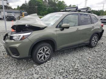  Salvage Subaru Forester