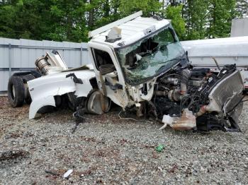  Salvage International Lt625