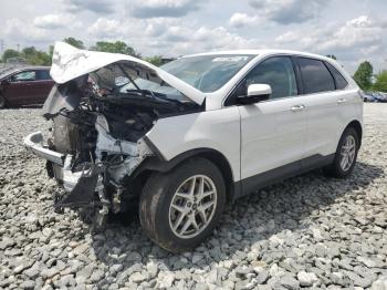  Salvage Ford Edge