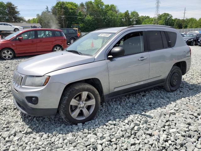  Salvage Jeep Compass