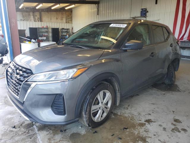  Salvage Nissan Kicks