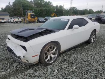  Salvage Dodge Challenger
