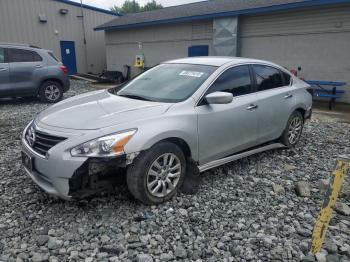  Salvage Nissan Altima